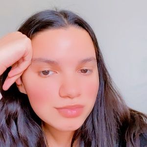 Meet your Posher, Fernanda